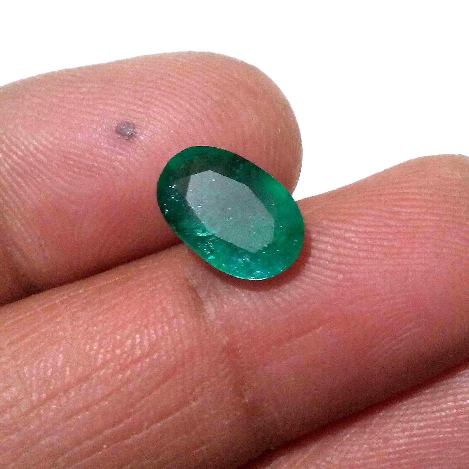 Gorgeous Zambian Emerald Oval 3.60 Crt Wonderful Green Faceted Loose Gemstone