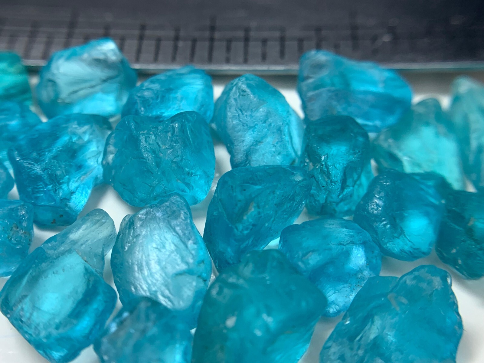 50 Crt Amazing Facet Grade Neon Blue Color Apatite Rough lot @Madagascar