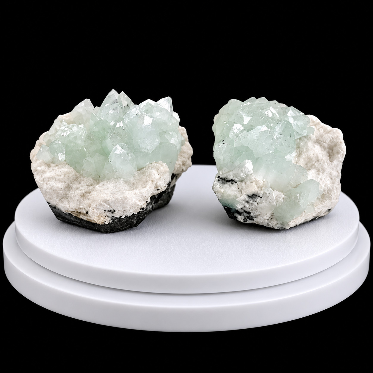 Natural Green Apophyllite Crystal Cluster Specimen 198g 6x5x4cm Mineral