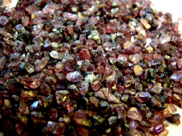 Spinel gem crystal violet mixed grade Sri Lanka 200 carat lots 225 plus pieces
