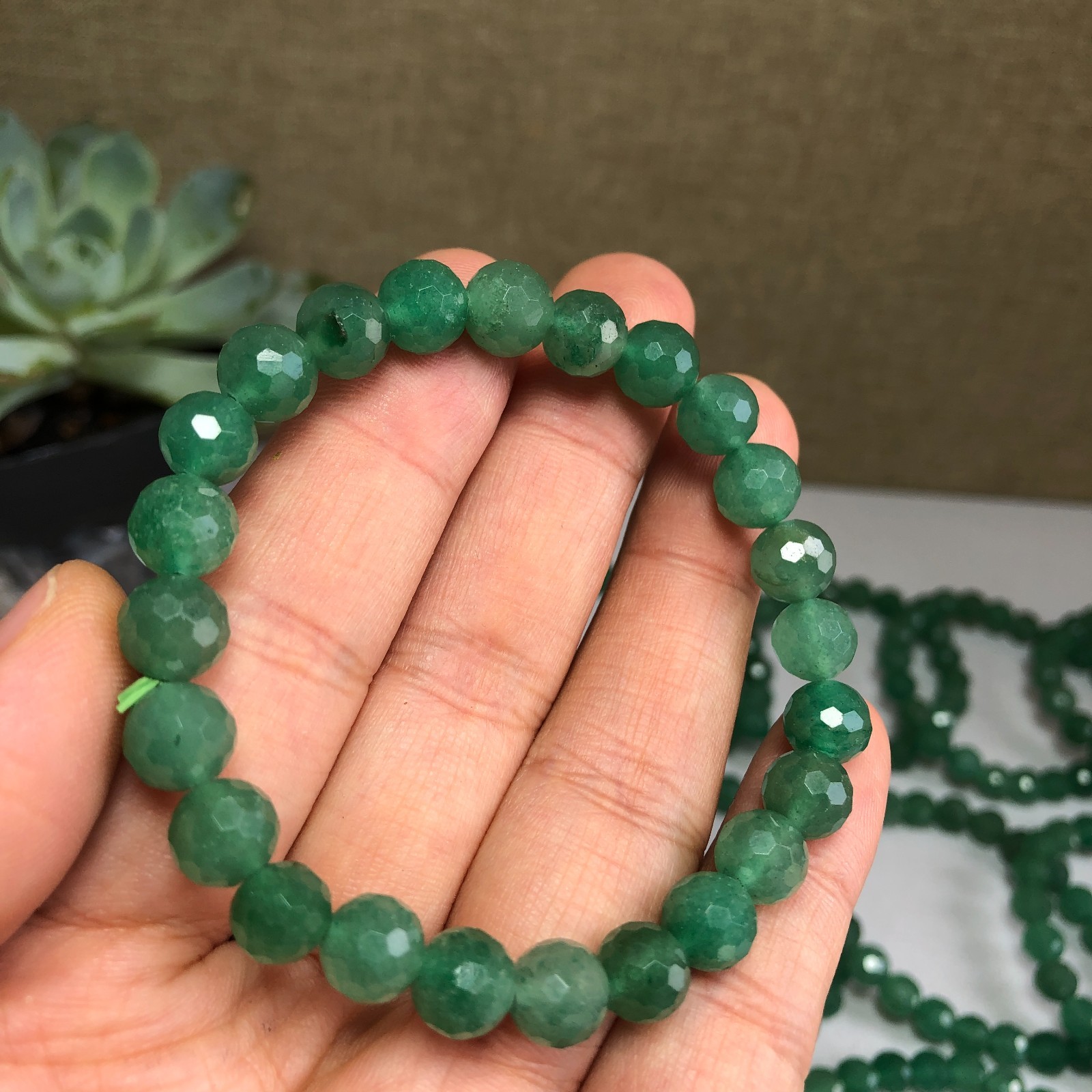 5Pcs Wholesal Natural Aventurine Quartz bracelets Crystal ball sphere facet 8mm