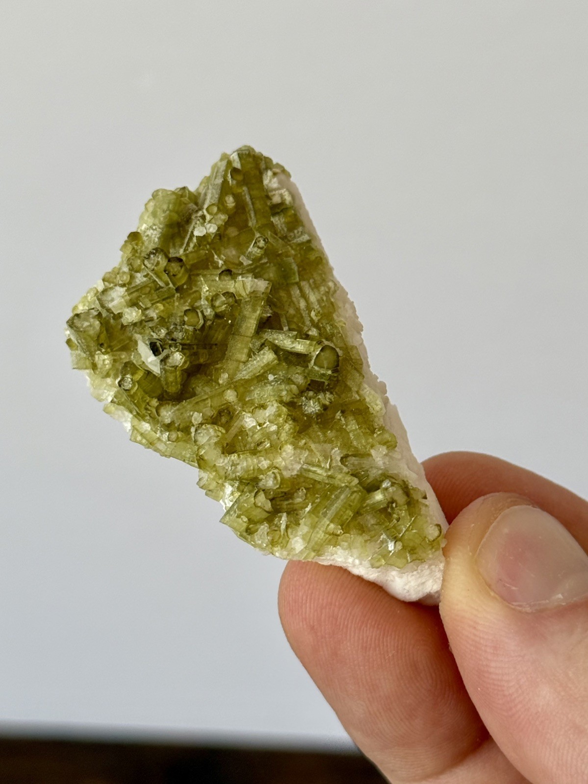 Video-Green Tourmaline w/ Quartz Crystal Skardu, Pakistan 5cm – 22.9g – ID103