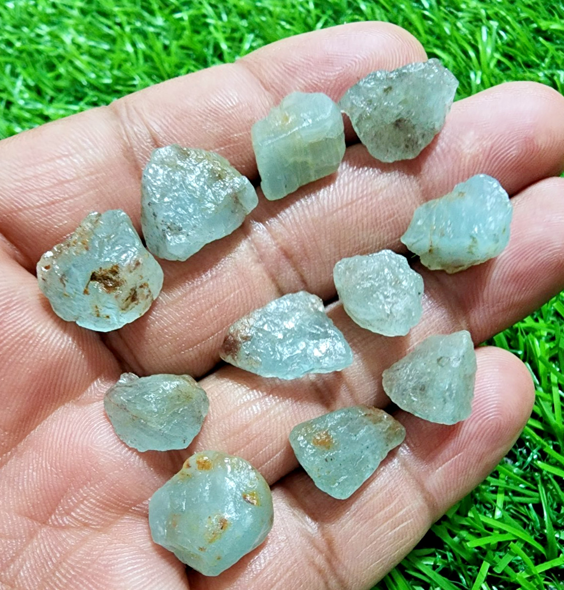 11Pcs Gorgeous Blue Aquamarine Gemstone Rough Lot 12-15mm Aquamarine Raw Stones