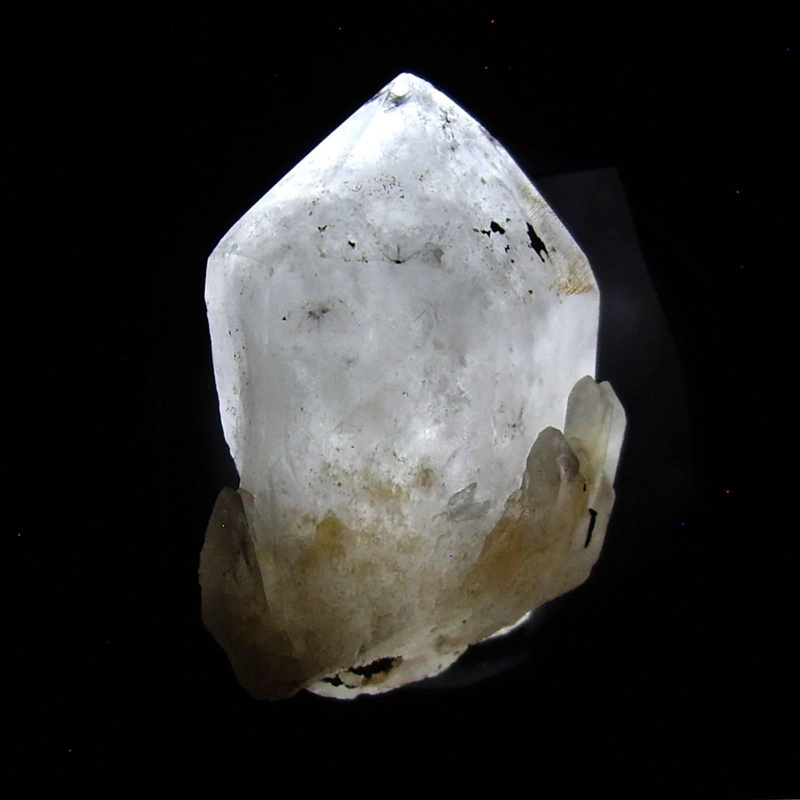 Nice Hollandite Star Quartz from Madagascar 12.9g