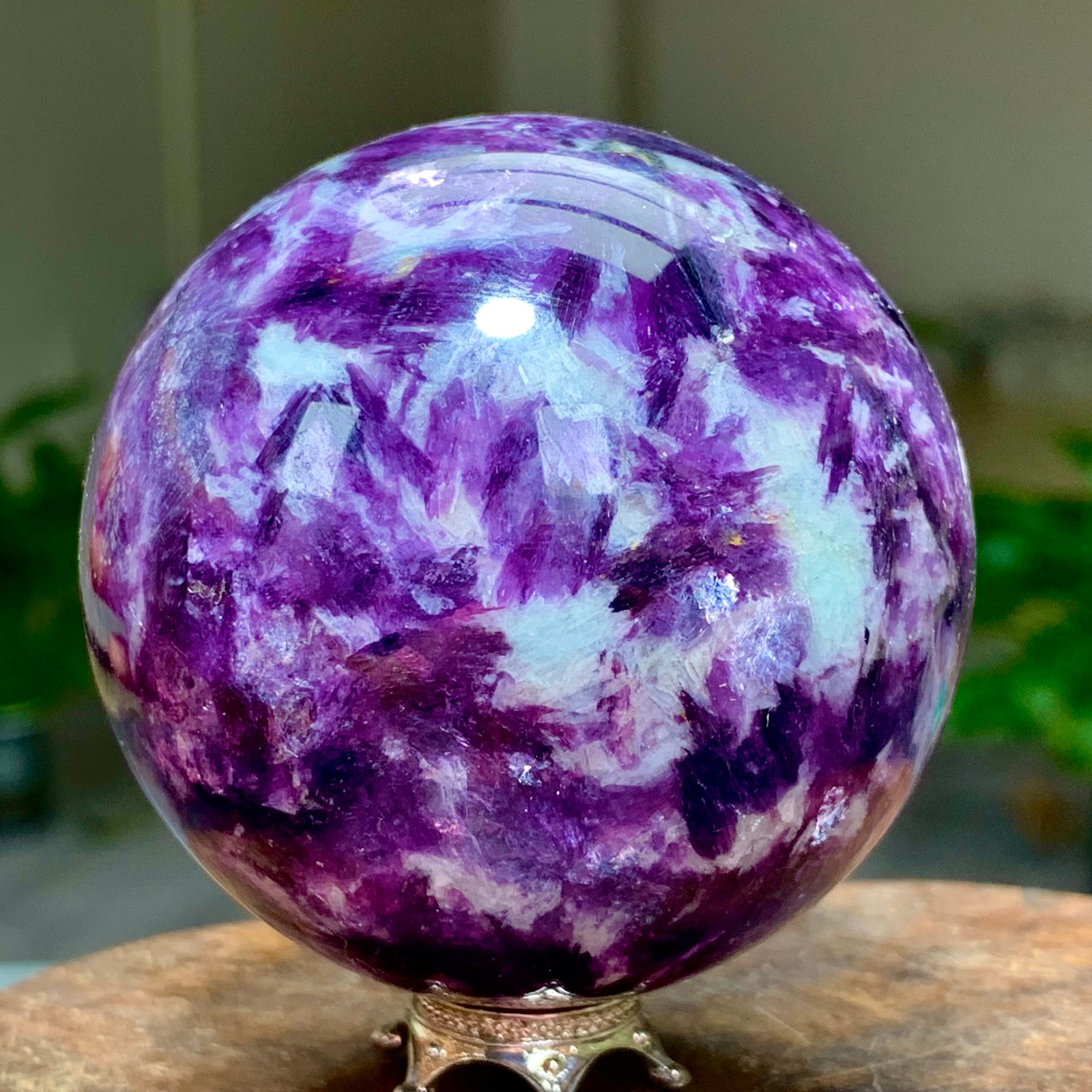 297G Natural Beautiful Purple Lithium Mica Crystal Spherical Mineral Sample
