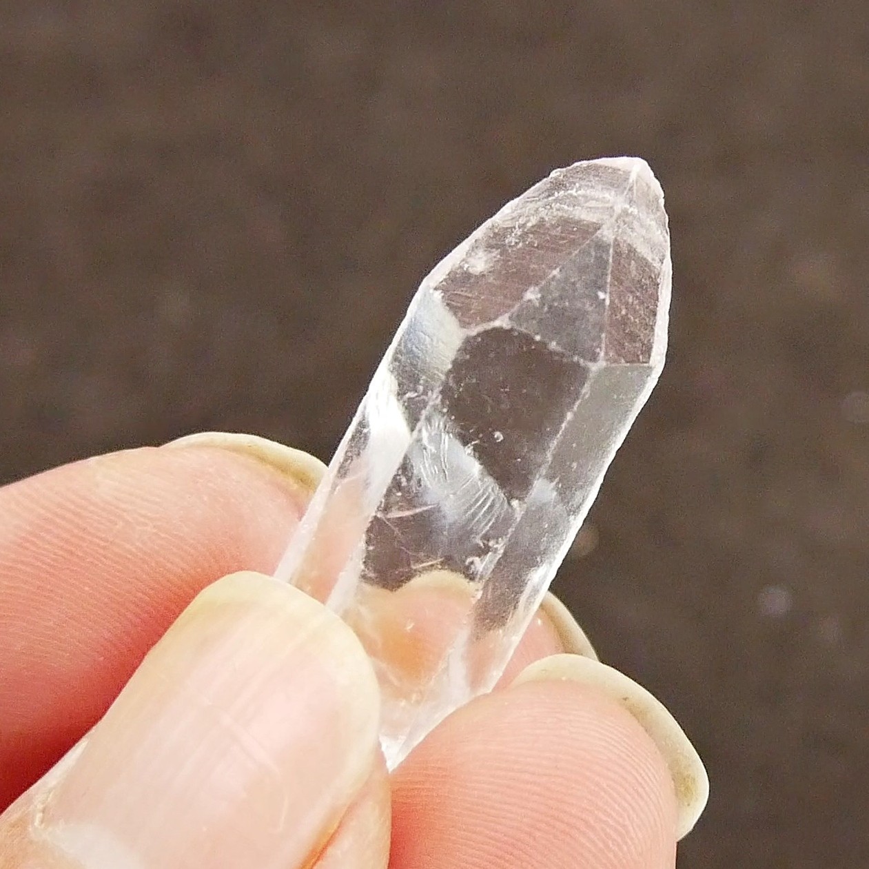 100PCS Natural Raw Clear Quartz Crystal Points Rough Wand Healing Stone Bulk Lot