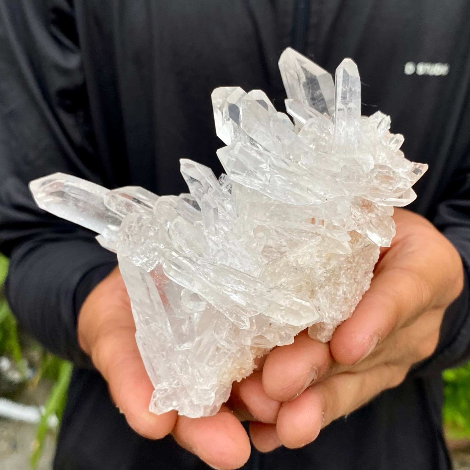 357G A+++Natural white Crystal Himalayan quartz cluster /mineralsls