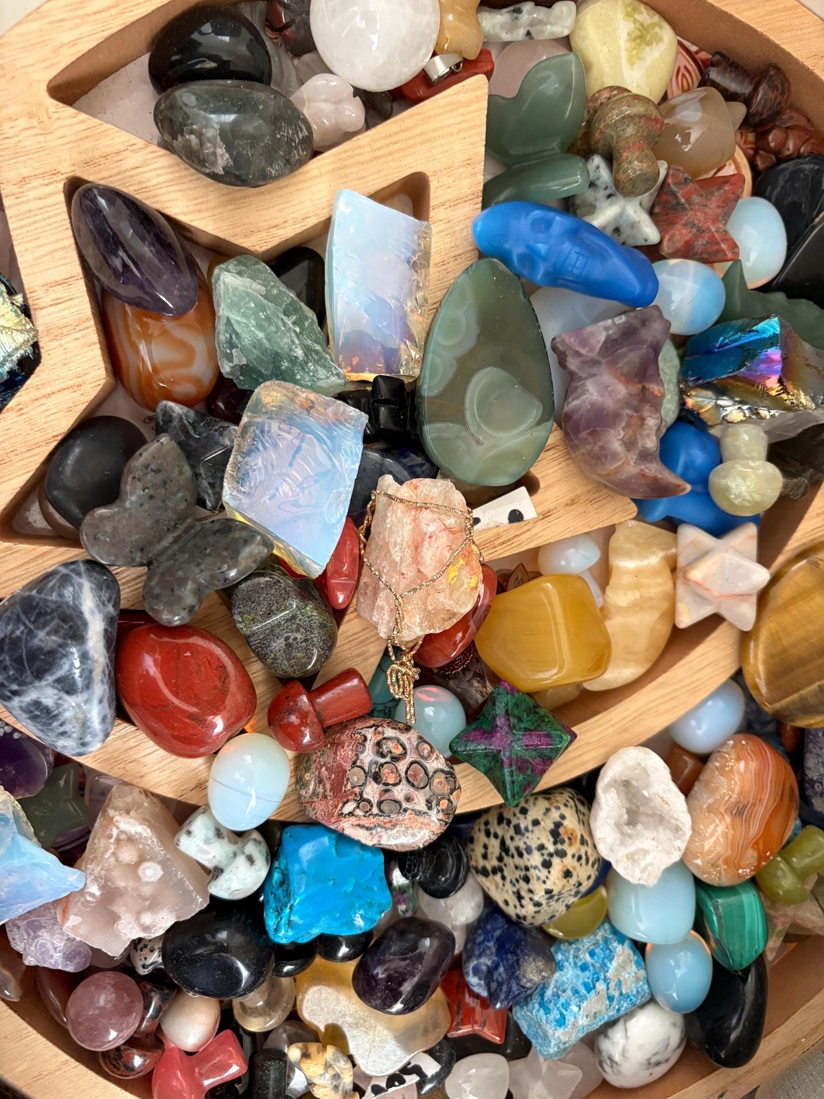 Crystal Mystery Box | Raw & Polished Healing Crystals Bundle