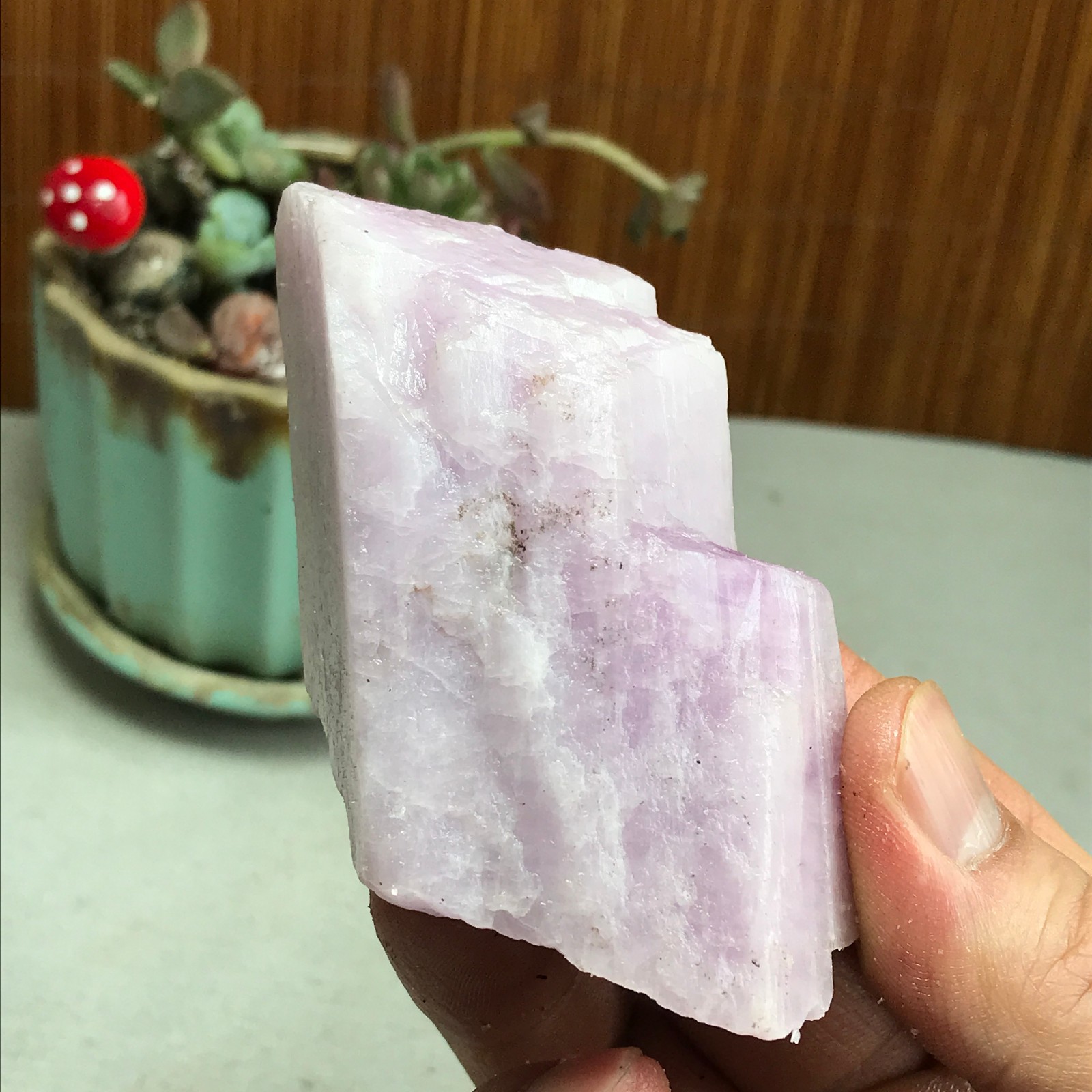 75-47-37mm NATURAL ROUGH KUNZITE PINK SPODUMENE CRYSTALS 207g A4612