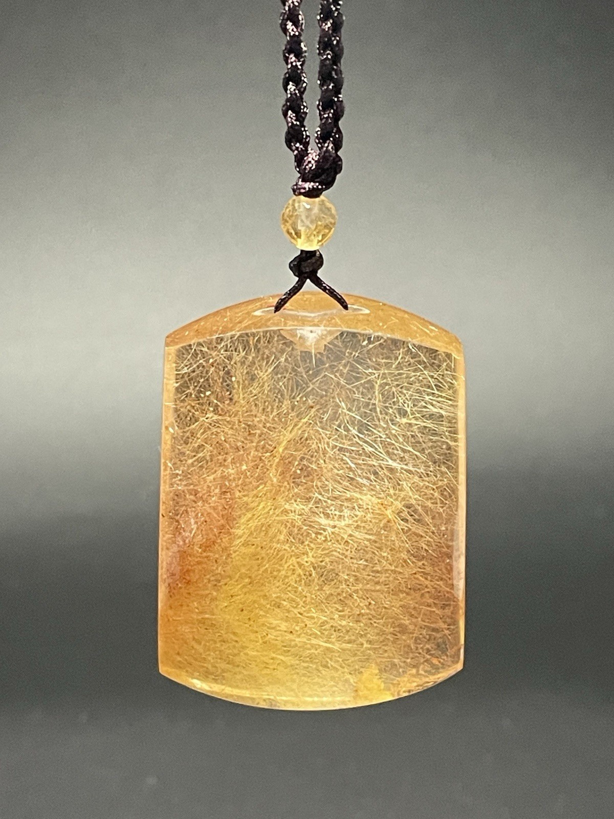 ( 42g ) 45*33*15mm Natural Gold Rutilated Quartz Titanium Crystal Pendant AAAAA