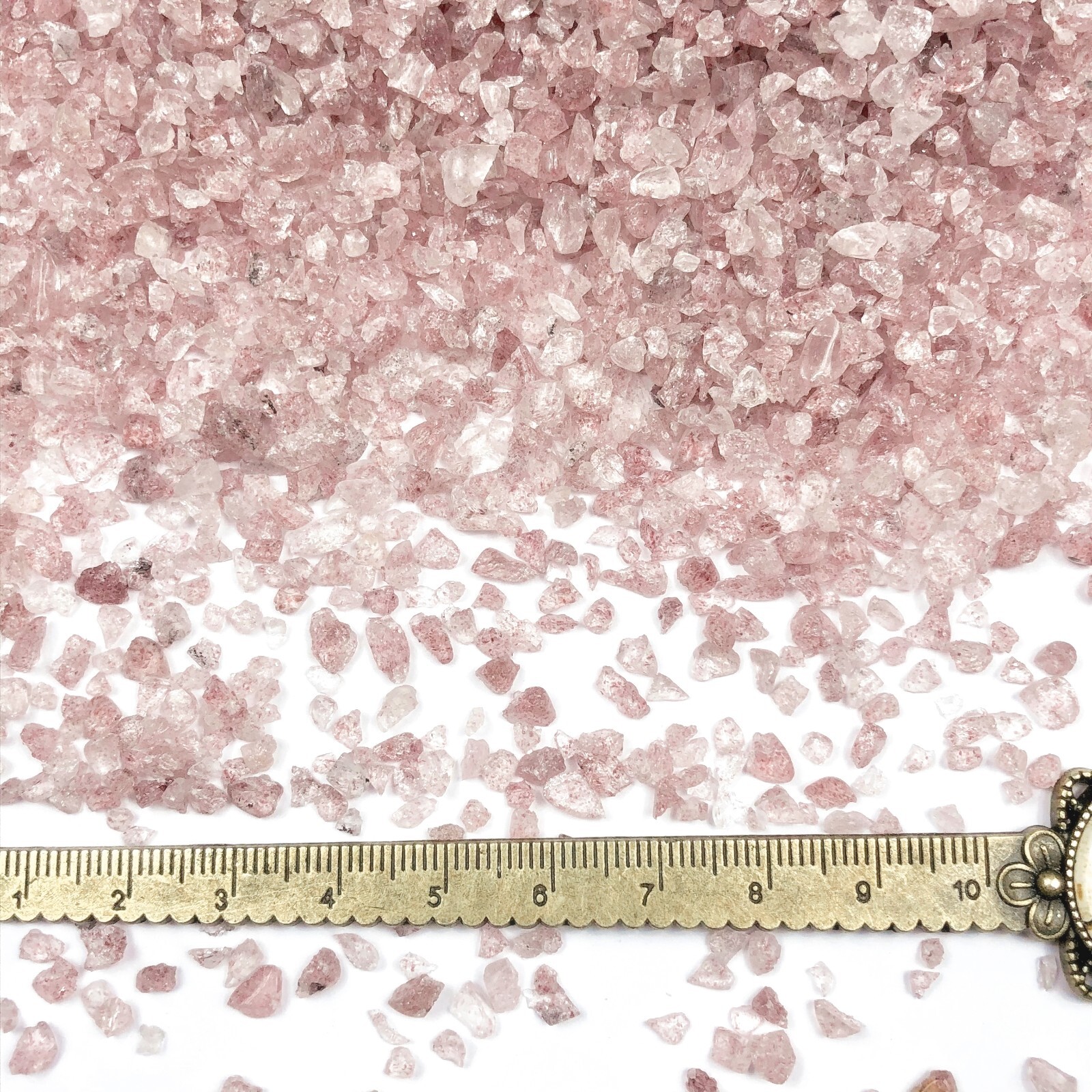 Crushed Strawberry Quartz Chips, 4mm-2mm, Crushed Gems for Resin Art & Crafts