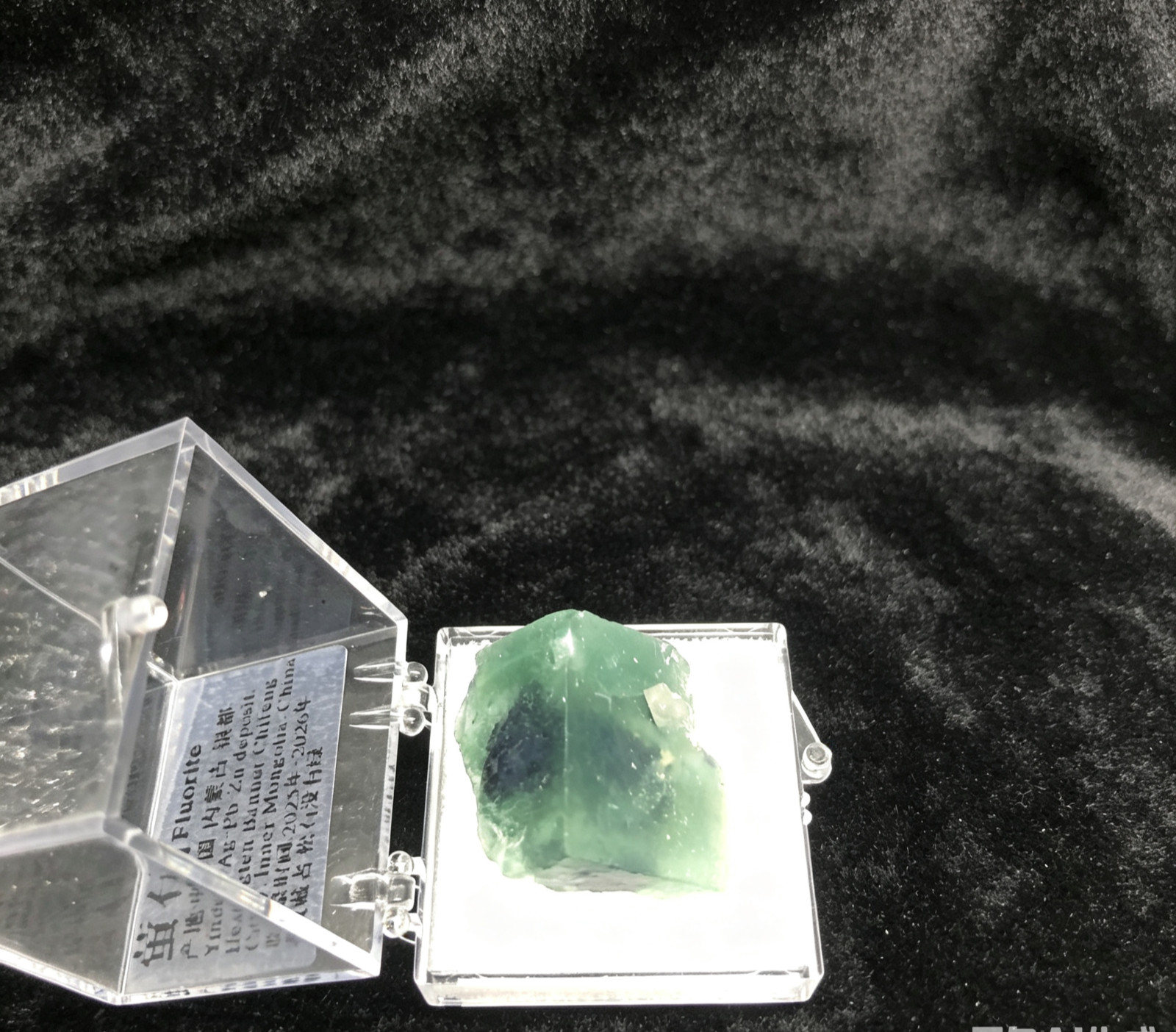 Excellent Crystal Natural Stone Fluorite Mineral Specimen Polished Quartz Rock