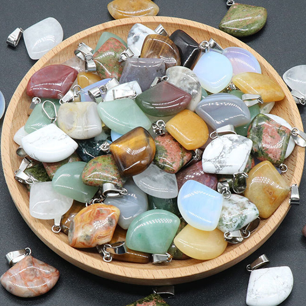 22mm Stone Fan-shaped Pendant Crystal Gemstone Jewelry Charms Beads DIY Healing