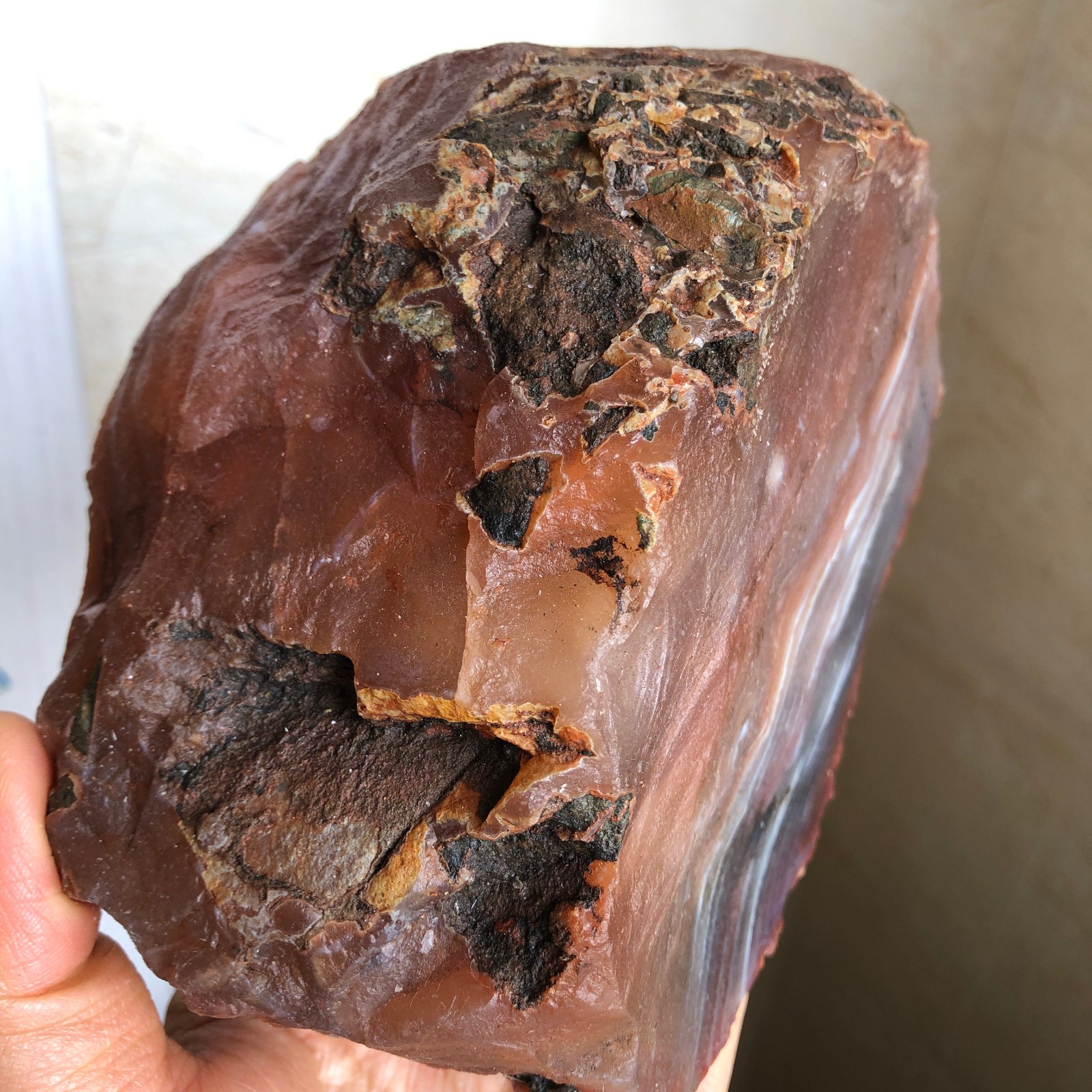 137mm Natural agate stone uncut block original Crystal specimens 1.92kg A3635