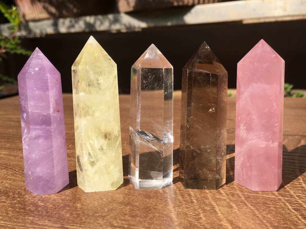 5pcs Assort 2”+ Natural Healing Crystal Wand Polishing Reiki Energy Point Tower