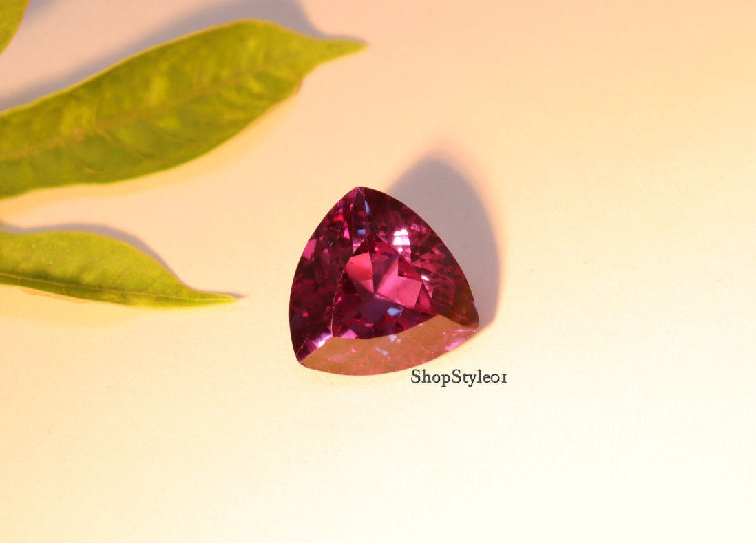 Natural Alexandrite Trillion Cut 8.20 Ct Loose Certified Gemstone Color Change