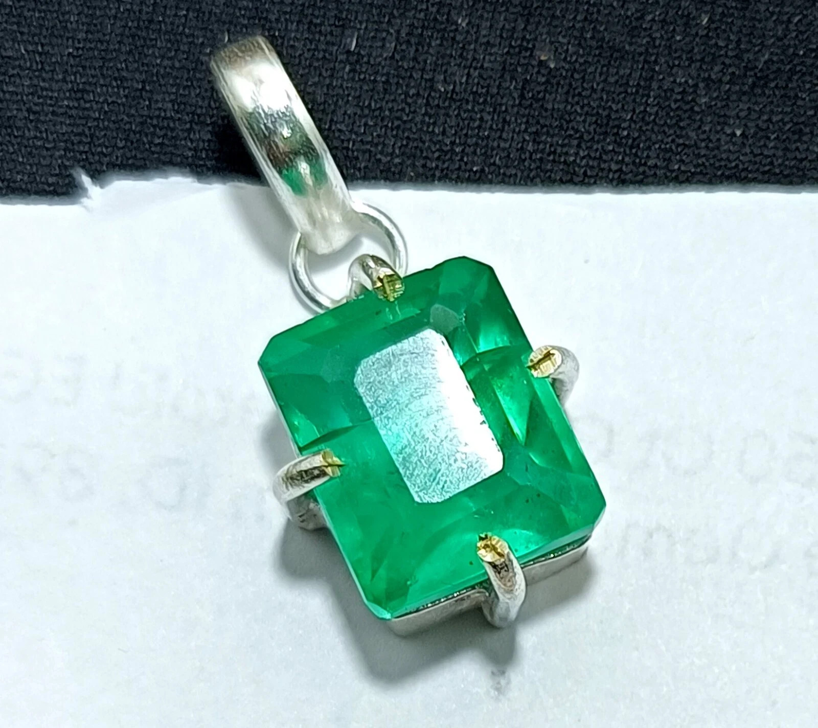 Certified 24.45 Ct Natural Emerald 925 Silver Emerald Shape Pendant IGL Gems6YHR
