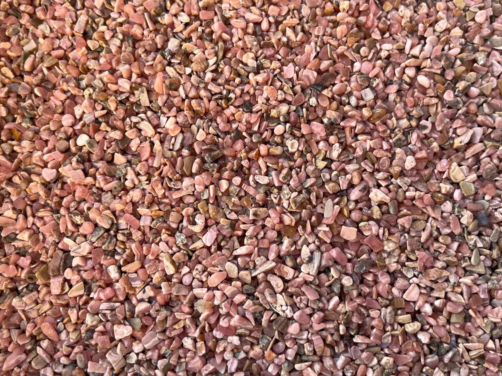 Grade A++ Rhodochrosite Semi Tumbled Gemstone Mini Chips 3 – 5mm, Wholesale Bulk