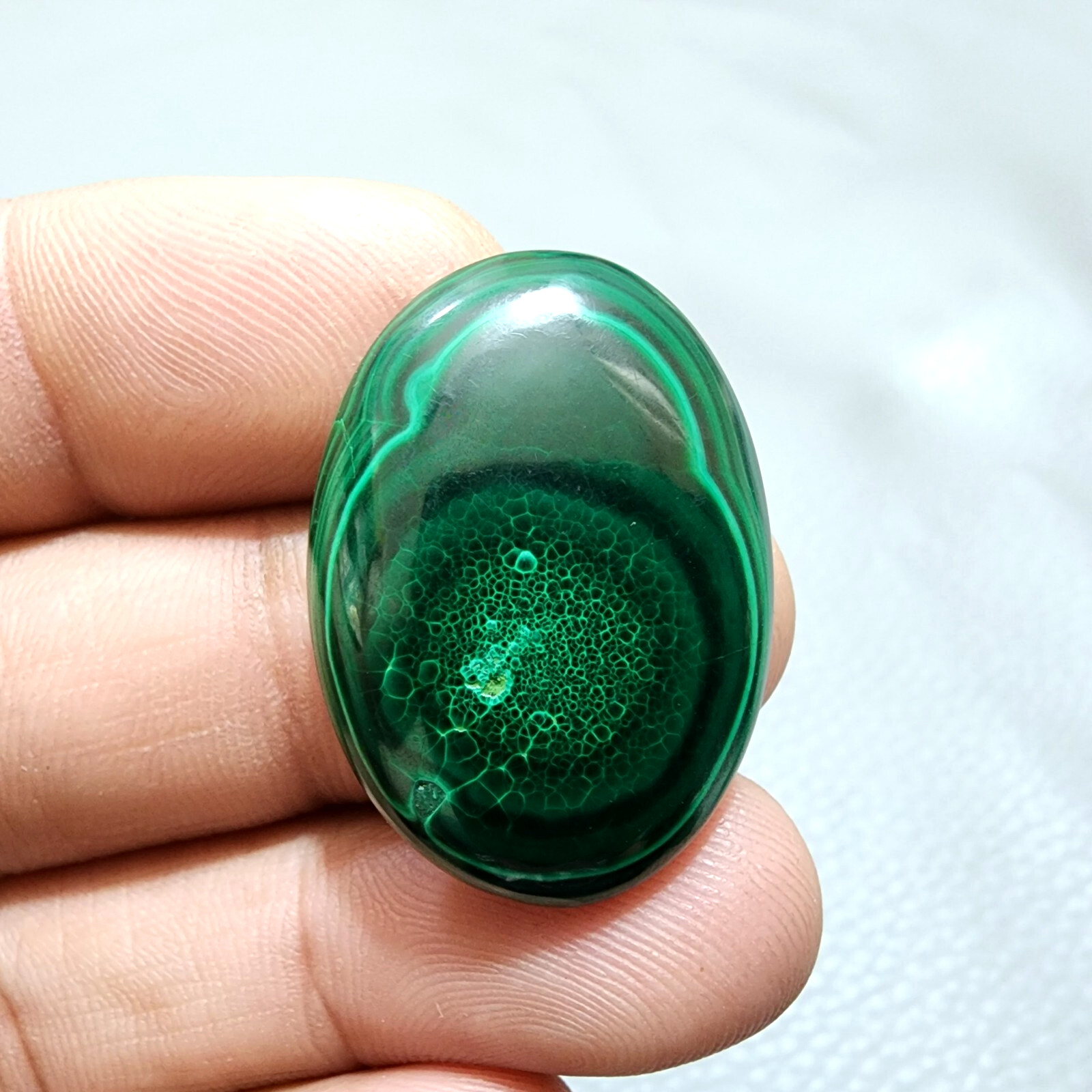 Unique A+ Designer Green Malachite Oval Shape 47.70 Ct Cabochon Gemstone Jewelry