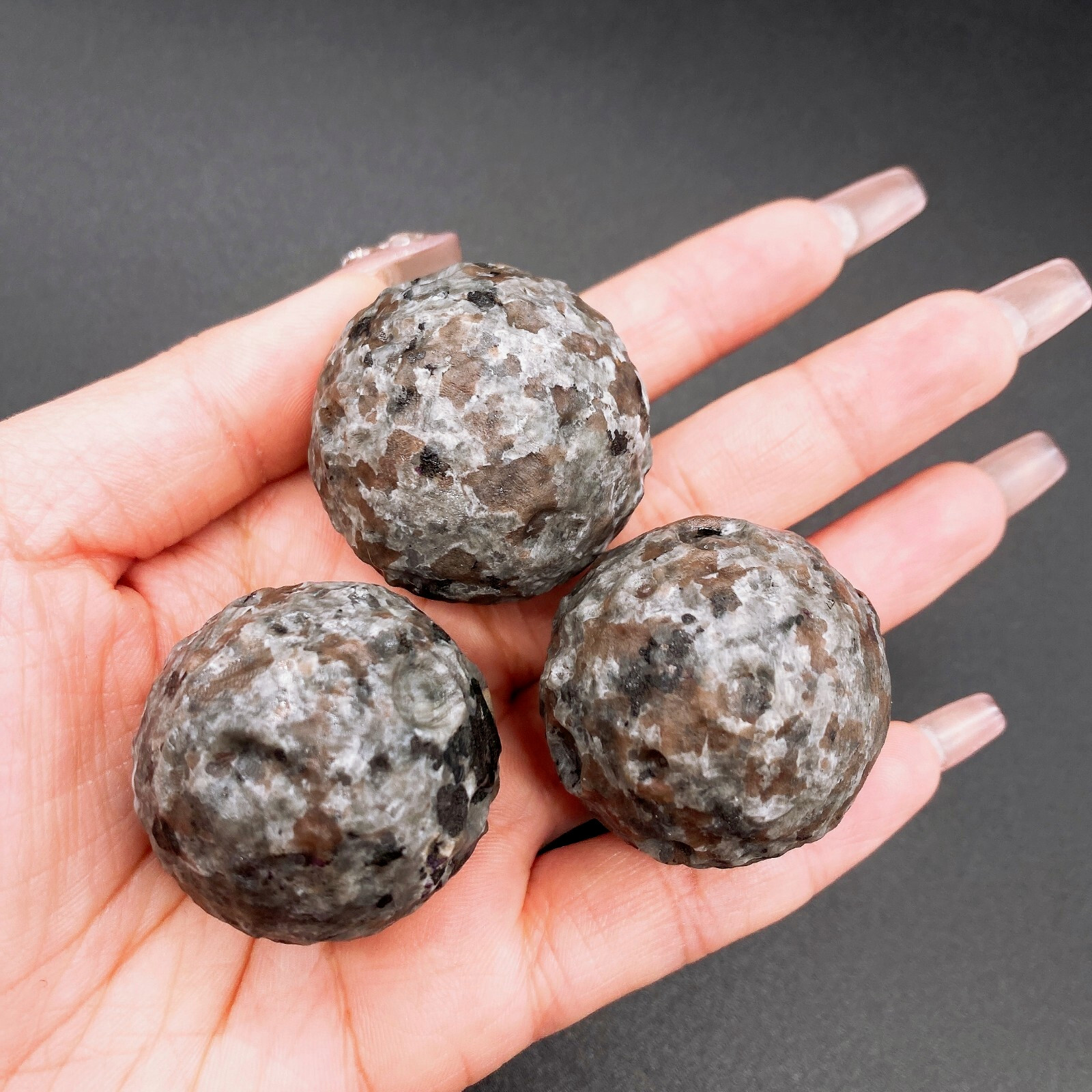 2″ Natural Yooperlite Full Moon Sphere Healing UV Glow Stone Crystal Decor Gift