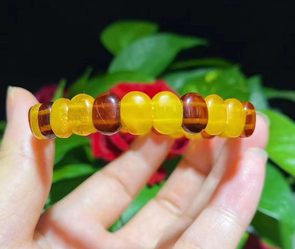 1pc Baltic Honey Amber Beaded Beautiful Stretch Bracelet blood amber 10mm