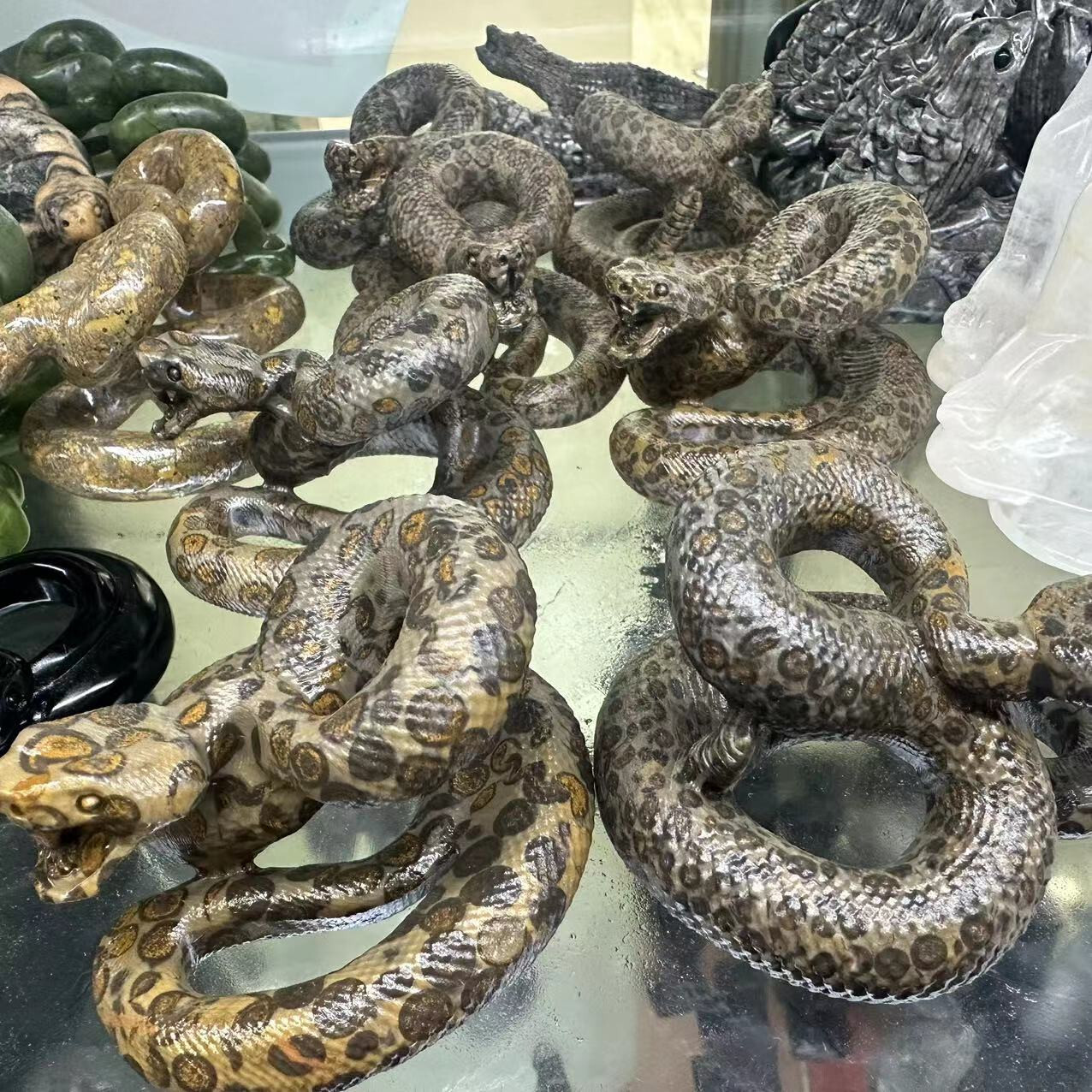 1pc Natural Quartz hand carved snake Crystal reiki healing decor gift
