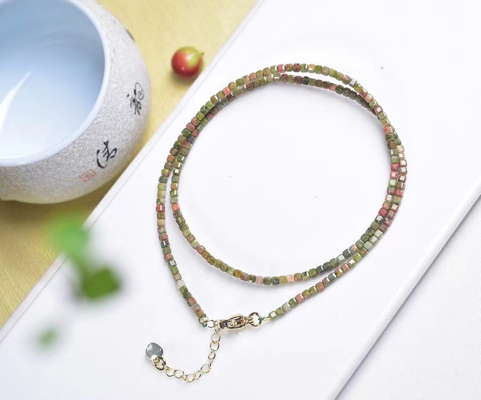 2.5mm Natural Floral green stone Crystal Choker Healing Dainty Women’s Necklace