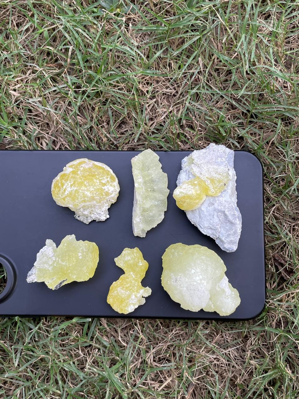 76grams Yellow Brucite Crystal (6pcs Lot) From Baluchistan Pakistan