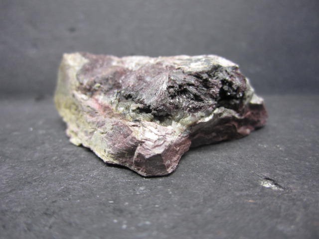 Piemontite in Rhyolite, Culp Hill, Adams County, PA #9