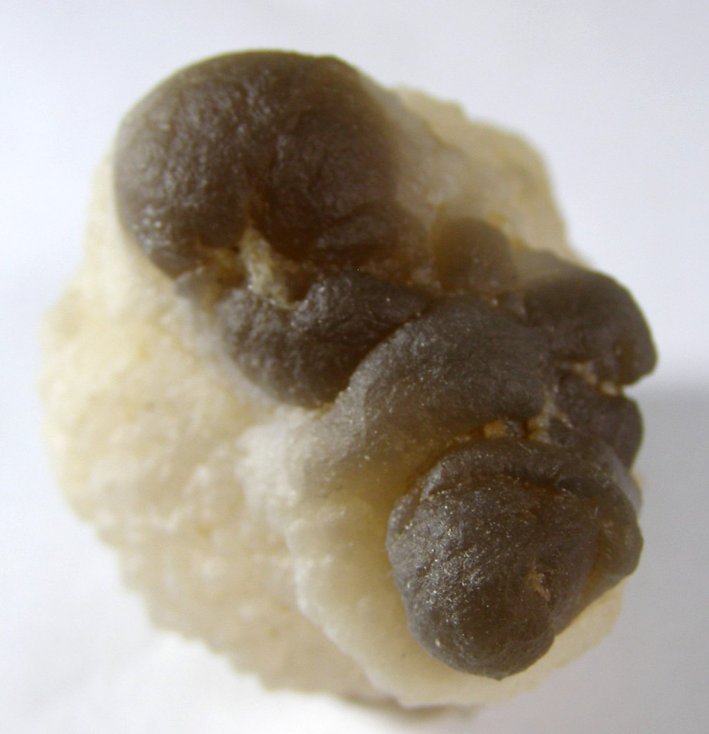 LARGE NATURAL TRUFFLE CHALCEDONY SPECIMEN – MOROCCO 5.5 x 3.5 cms 85 gms