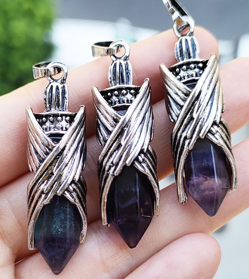 10pcs Fluorite Gems Angel Wing Pendants Love Reiki Healing Amulet Wholesale