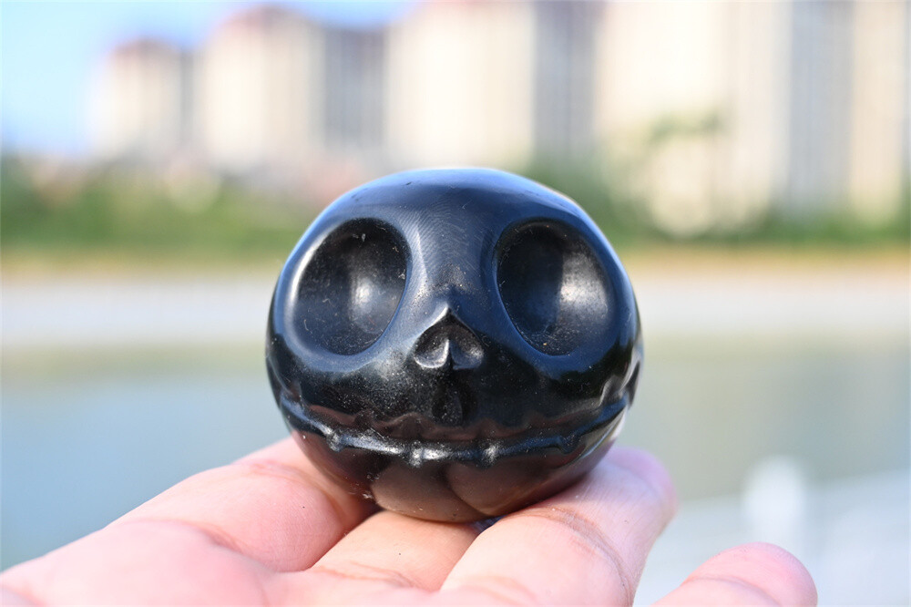 1.8″ Creative Carved Natural Quartz Crystal Ghost Skull Reiki Halloween gift 1pc