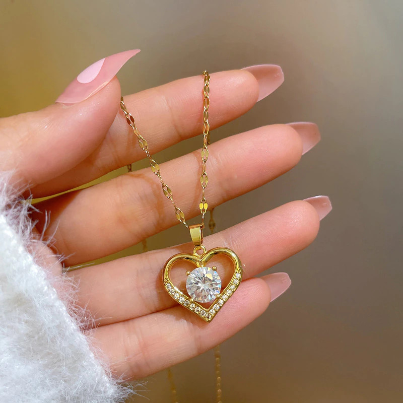 Women’s Fashion Jewelry Gold Heart Cubic Zircon Pendant Necklace Gift 1PC