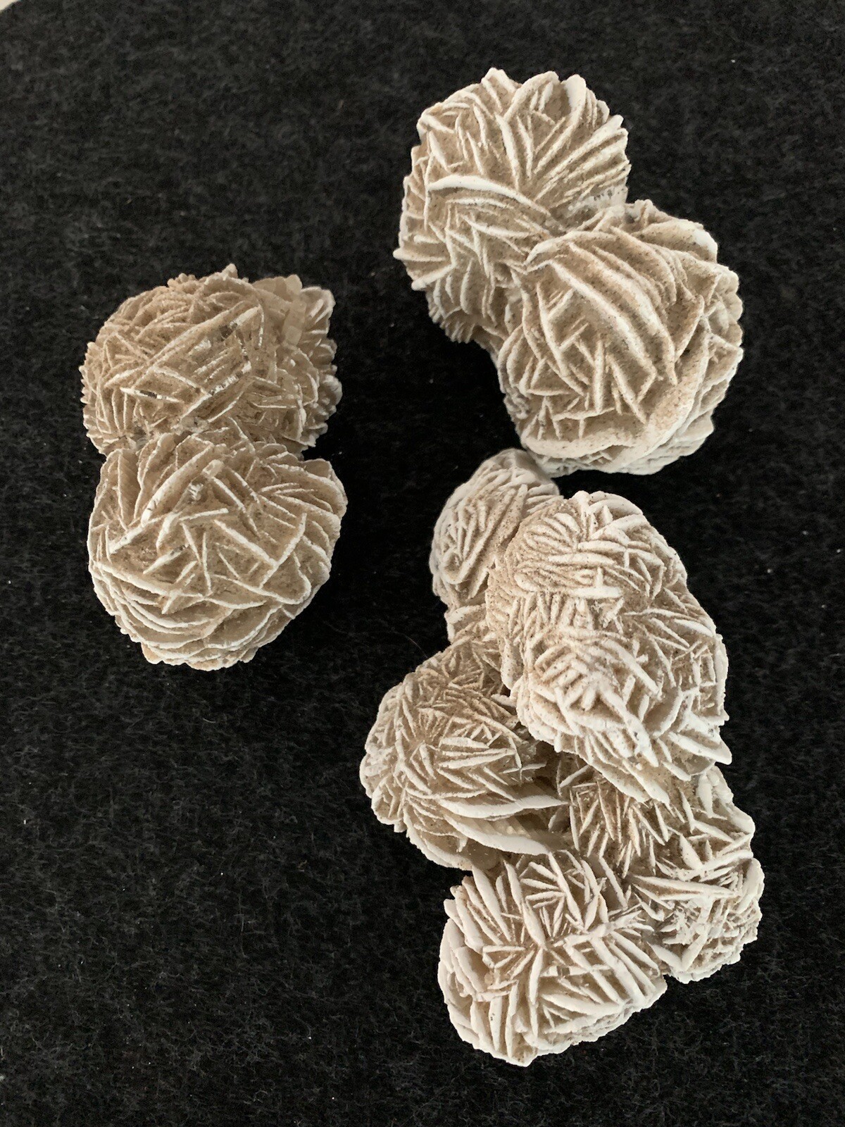 Natural Desert Rose Selenite Crystal Mineral Specimen Sand Rock Gypsum 3