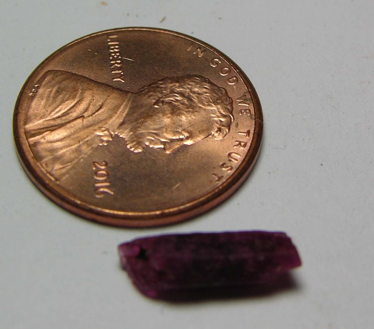 2.00ct Vietnam 100% Natural Red Ruby Dogtooth Crystal Specimen 0.40g 12mm
