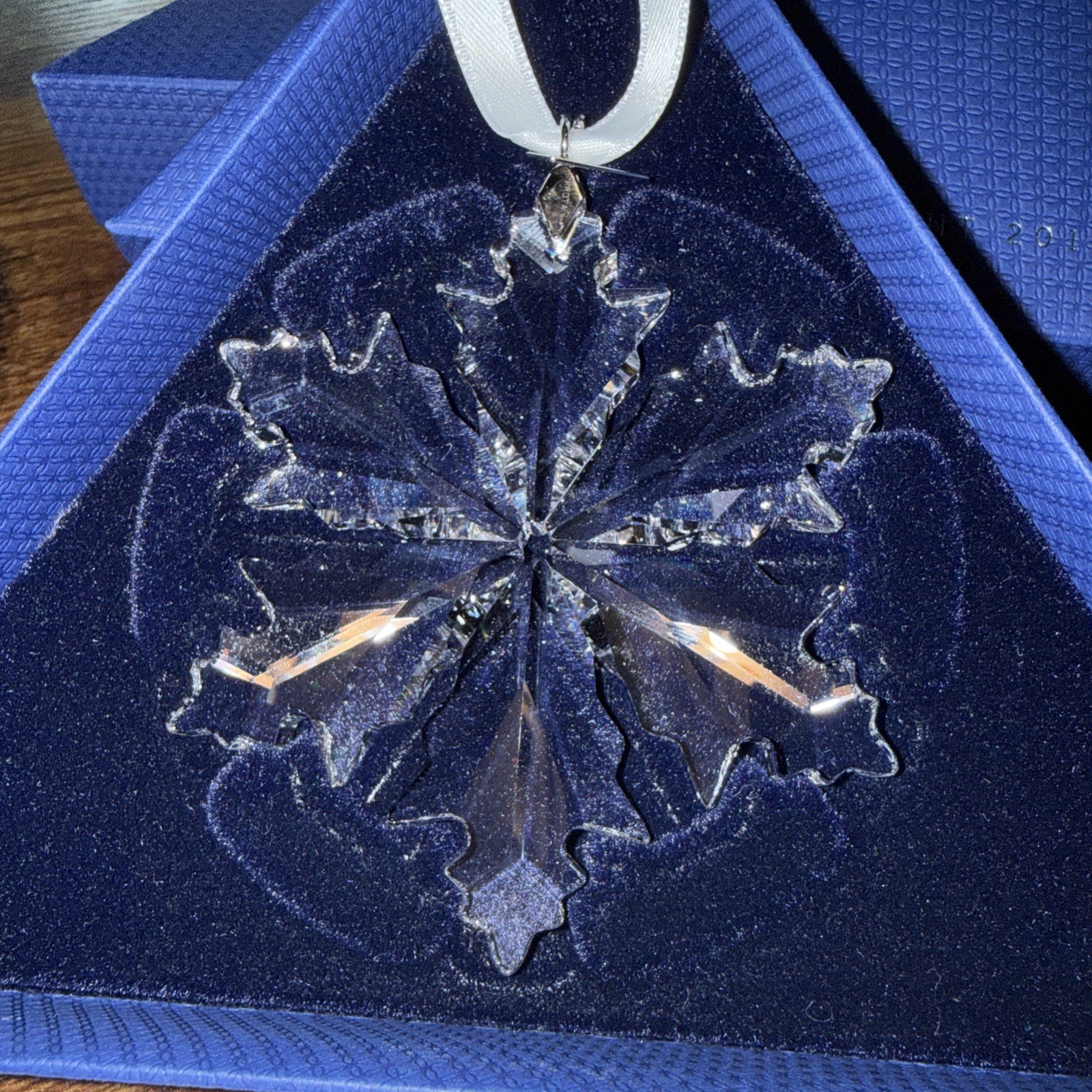 Swarovski 2014 Annual Snowflake Star Crystal 3″