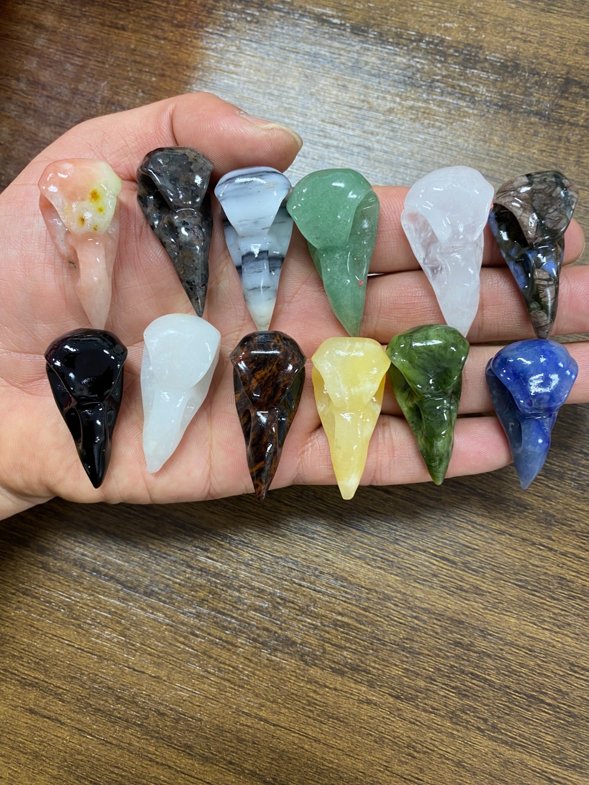 1pc Natural Mixed Quartz hand Carved Bird skull crystal Reiki healing gift
