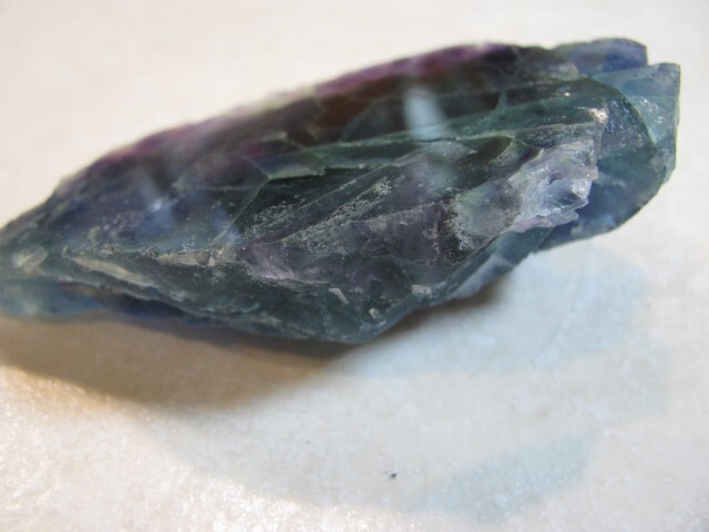 RF1 – 90g PALM SIZE+ RAINBOW FLUORITE SLAB 1 SIDE POLISHED GEMSTONE slice stone