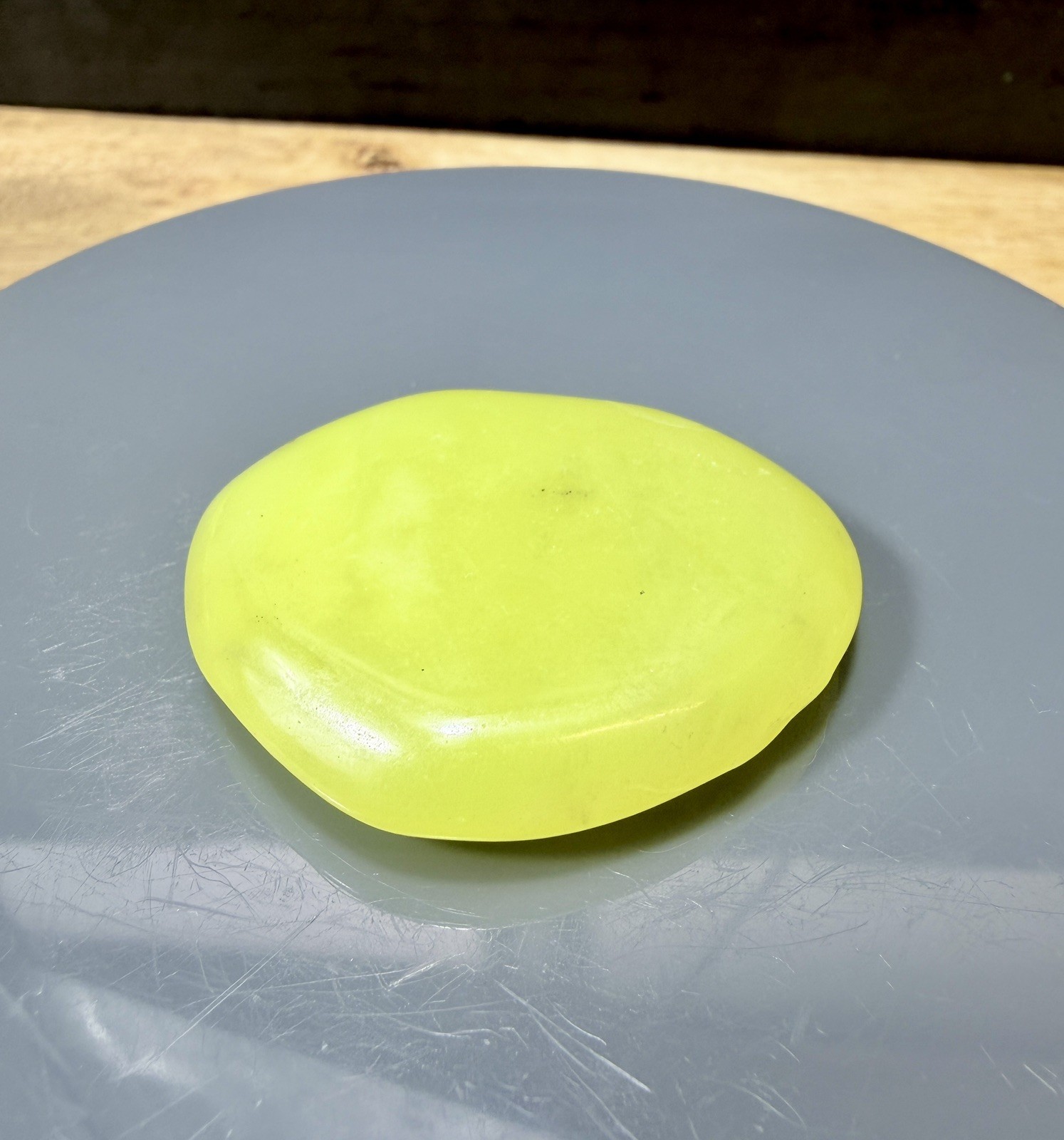 Crystal Lemon Jade Palm Stone Flat Healing Spiritual Collect yellow pocket 29g 1