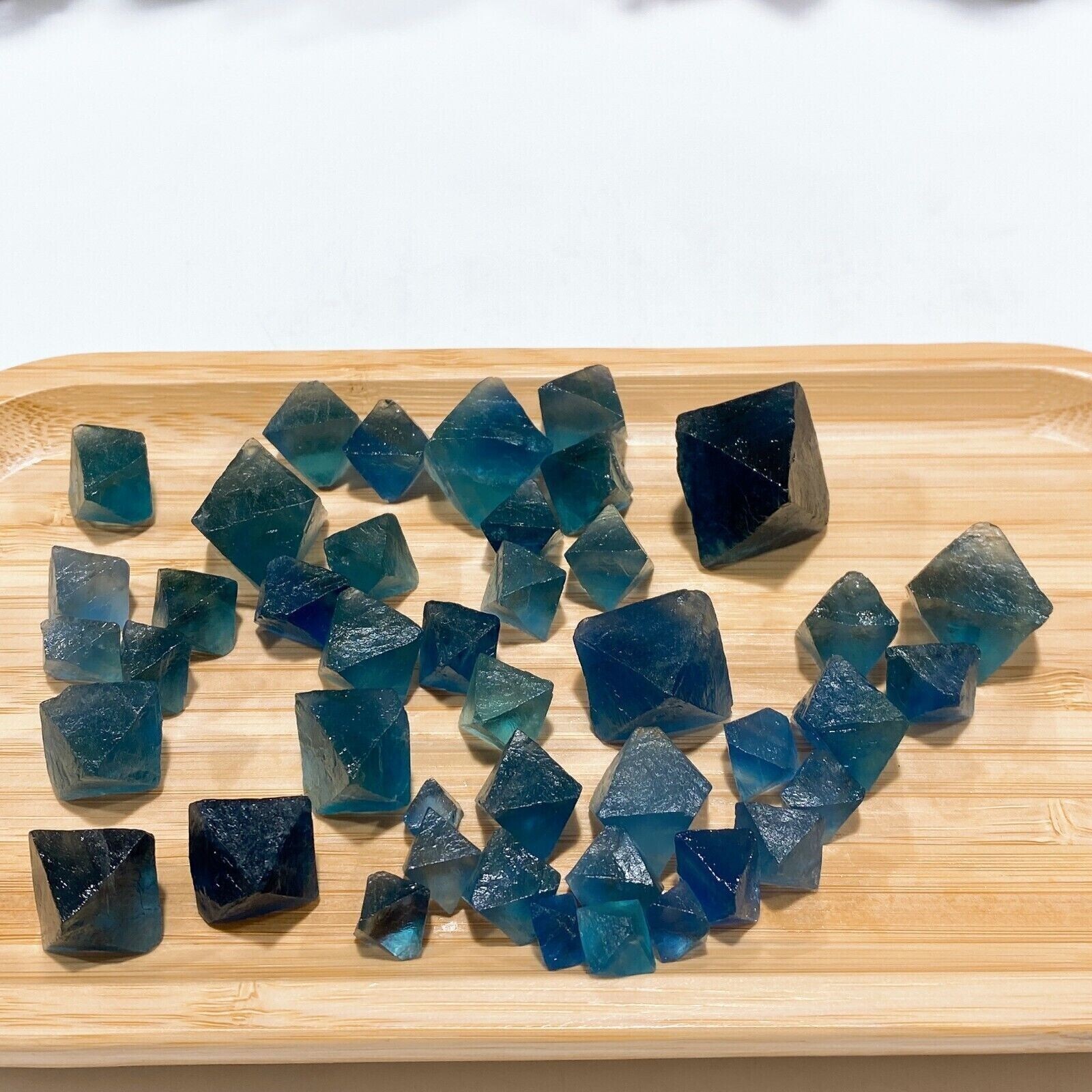100g/Lot Natural Blue Fluorite Octahedron Crystal Mineral Crystal Healing US
