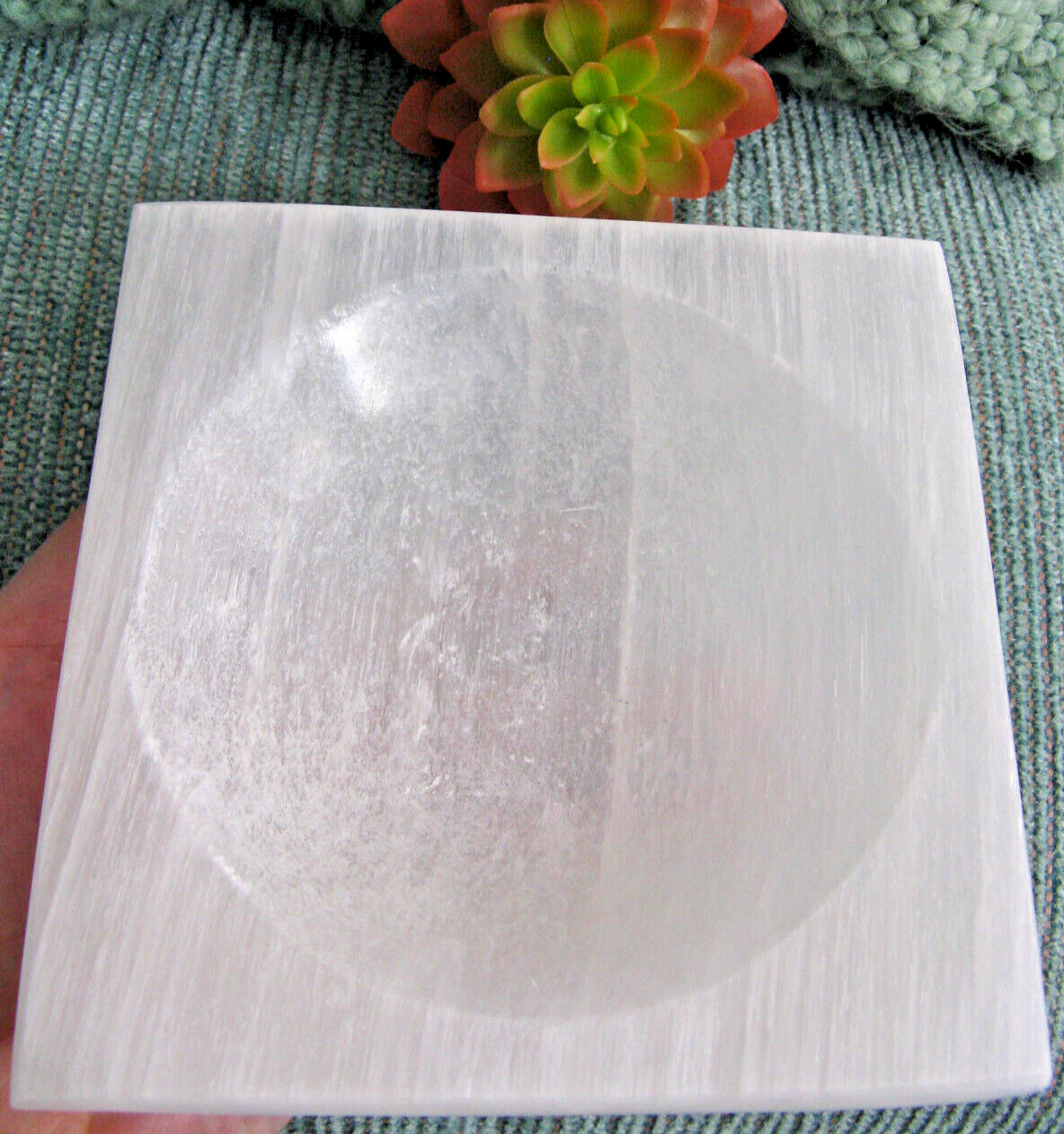 NEW XL NATURAL SATIN SPAR SELENITE HEALING CRYSTAL BOWL–2lb. 4 5/8oz. (1,021g)
