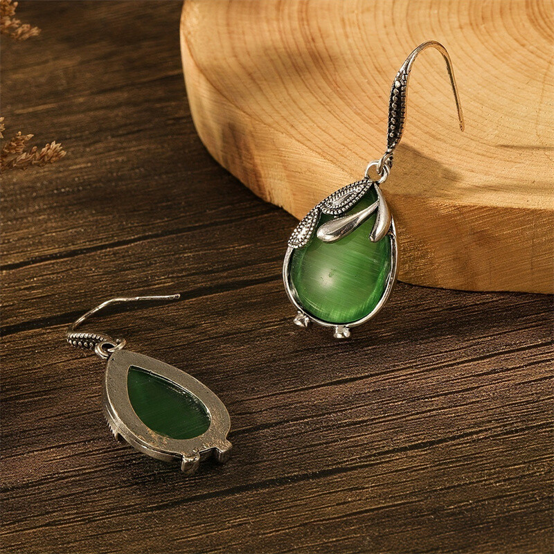 Women’s Fashion Jewelry Slver Retro Green Drop-shaped Earrings Gift A pair