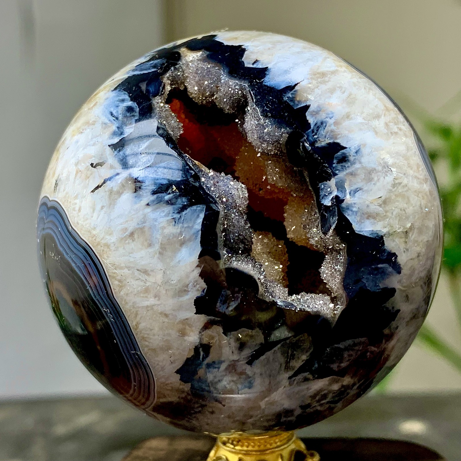 300G Natural black stripe agate sphere Crystal Ball Madagascar mineral
