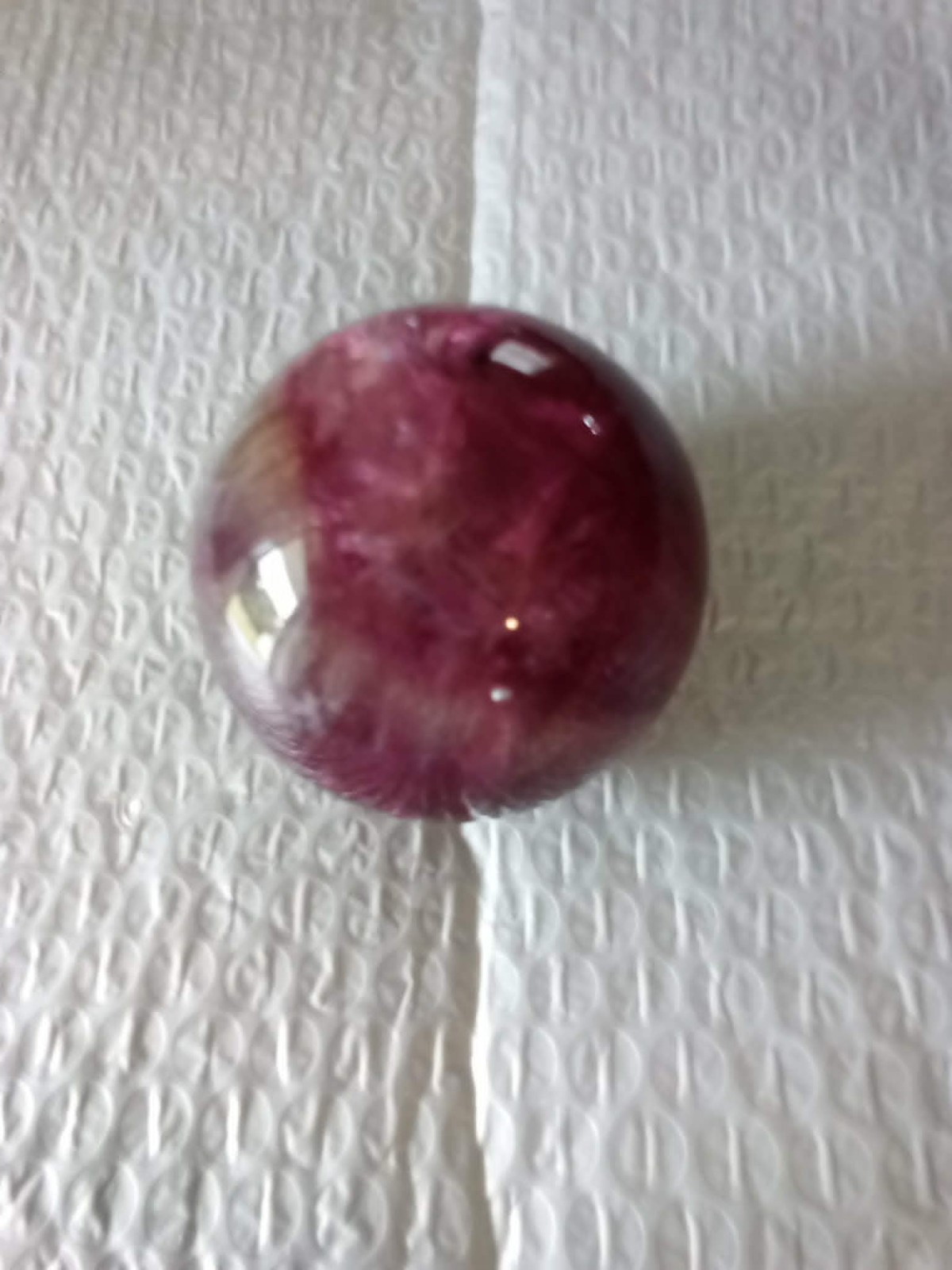 REDDISH PURPLE FLUORITE CRYSTAL SPHERE 57 pt 7 MM