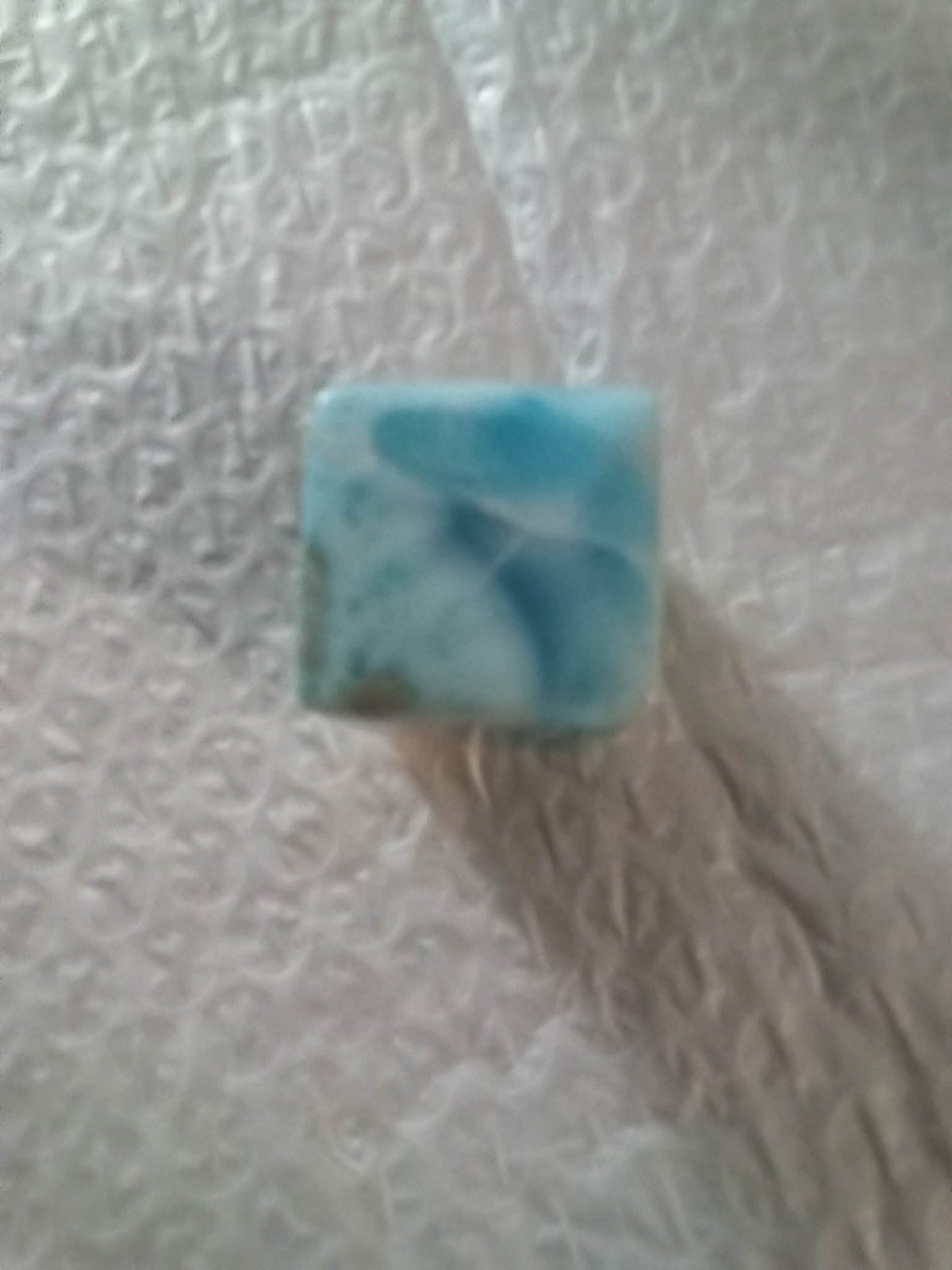 DOMINCAN REPUBLIC LARIMAR CUBE 27 pt 7 MM x 32 pt 4 MM