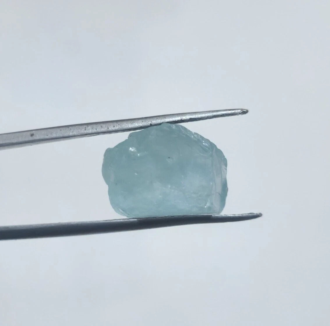 13.50 Carat A+ Wonderful Blue Aquamarine Crystal Raw Size 16X11X9 MM Rough Stone