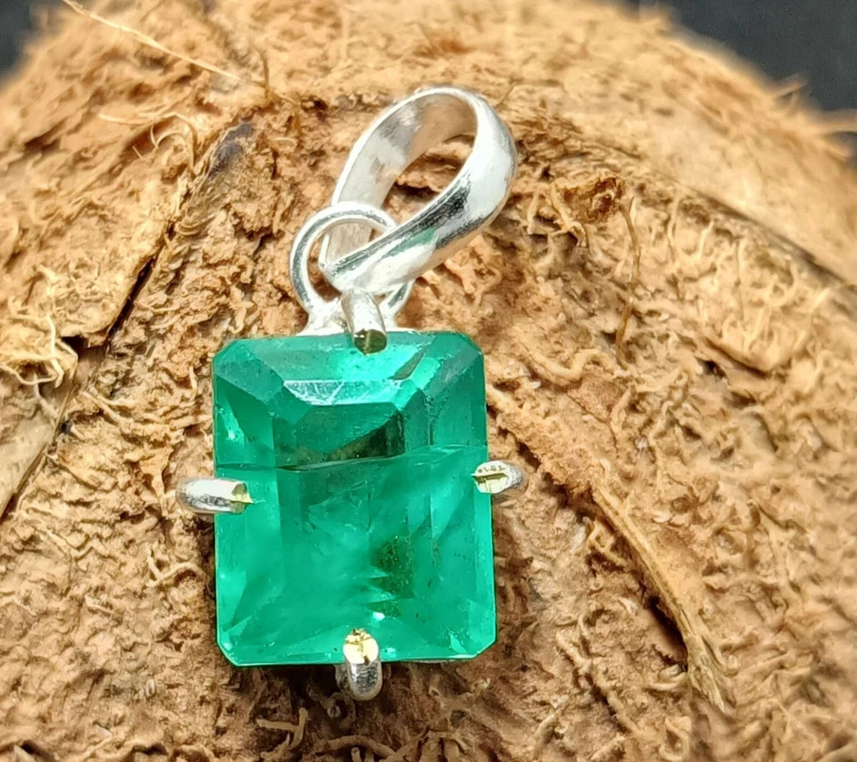 Certified 24.45 Ct Natural Emerald 925 Silver Emerald Shape Pendant IGL Gems6YHR