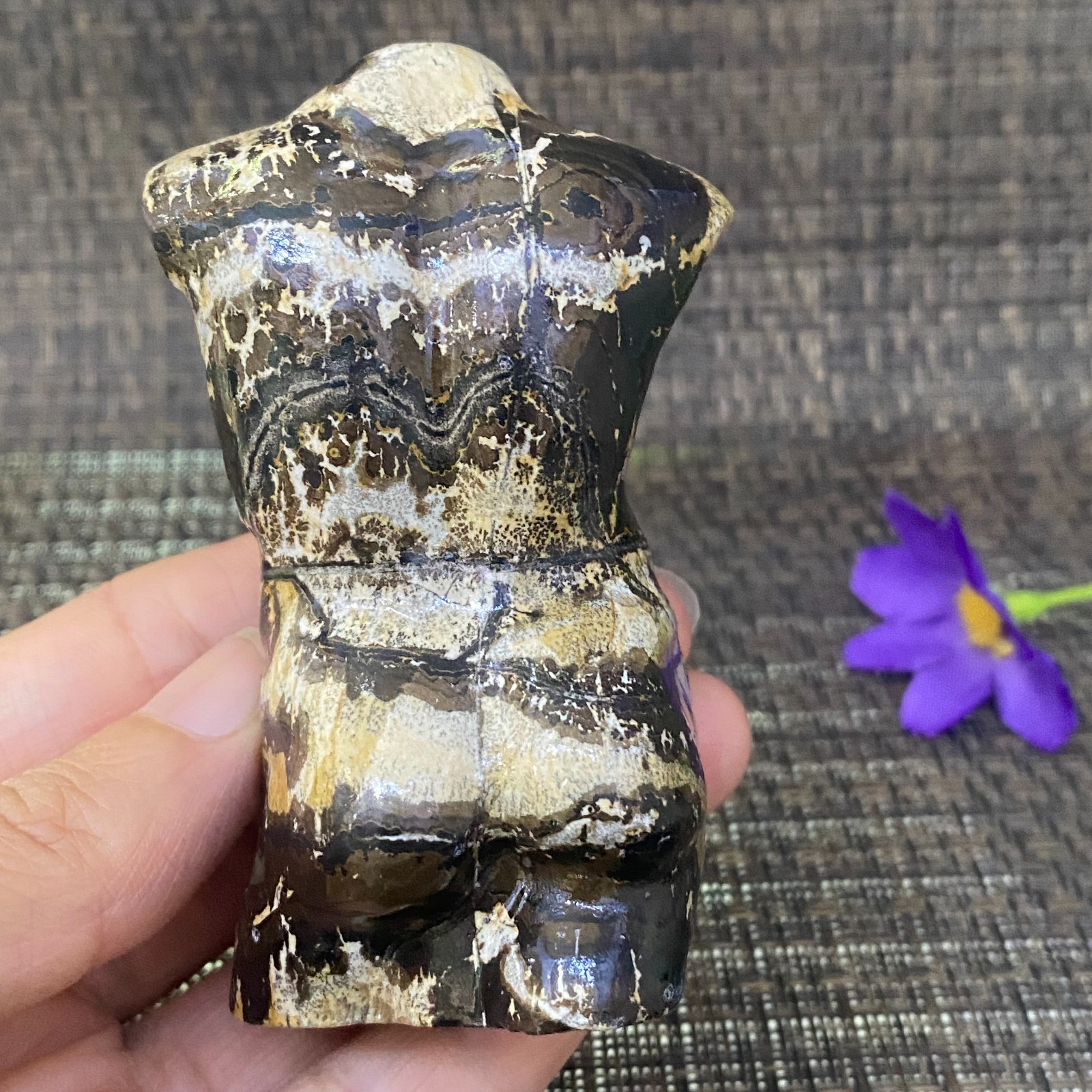 Rare 172G traditional Chinese painting hand-carved male model