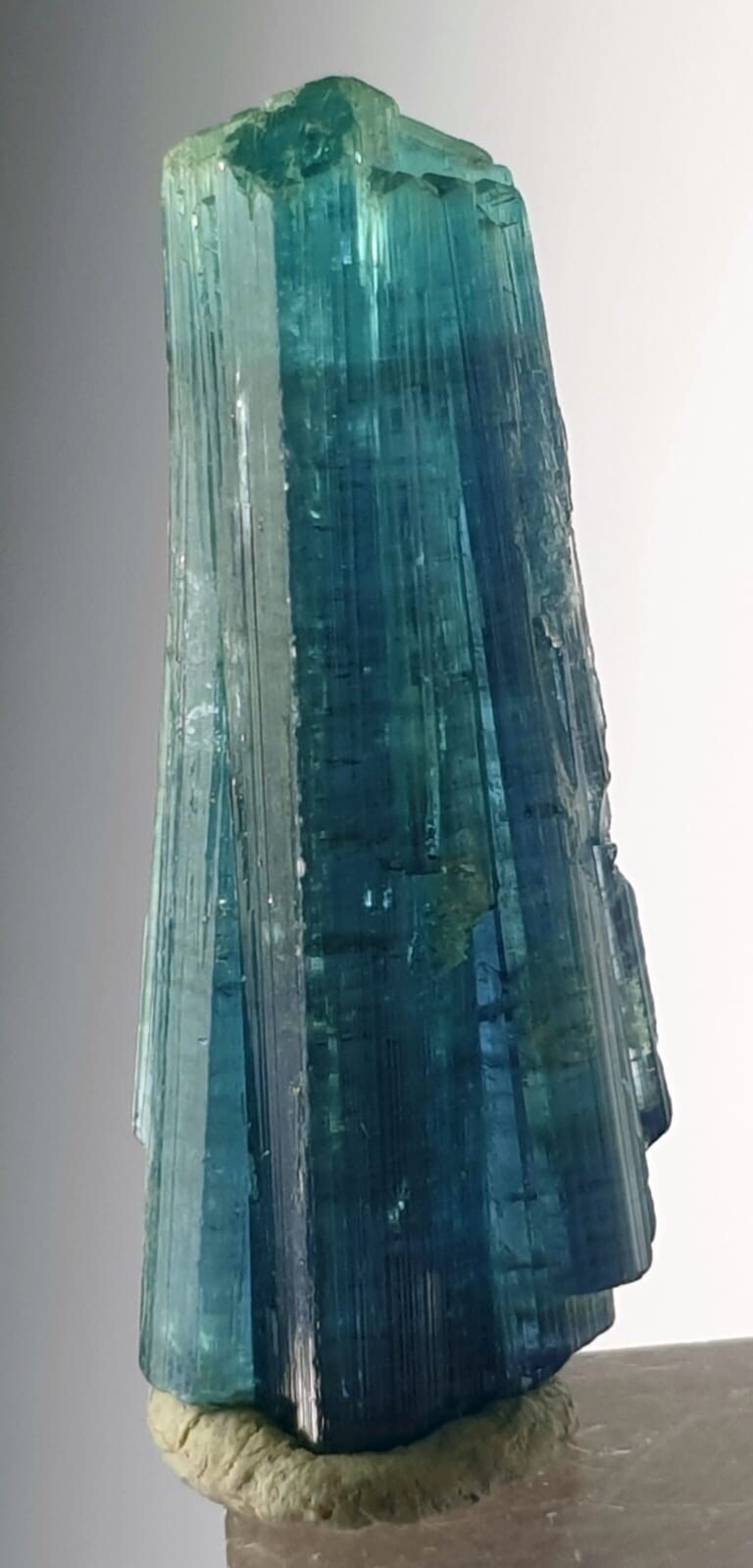 Top quality indicolite color tourmaline spray shape crystal from Afghanistan