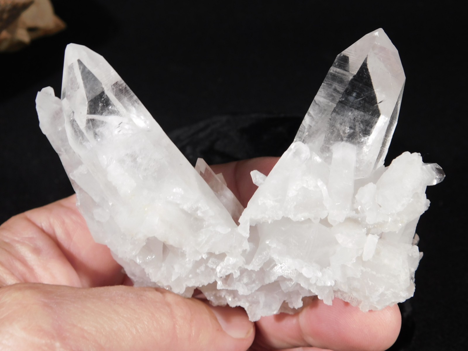 Larger! VERY TRANSLUCENT Quartz Crystal Cluster Collier Creek ARKANSAS 150gr